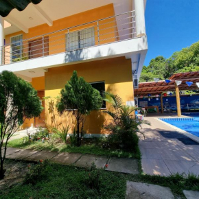 Condomínio Arco Íris- Arraial D'Ajuda Casa 1